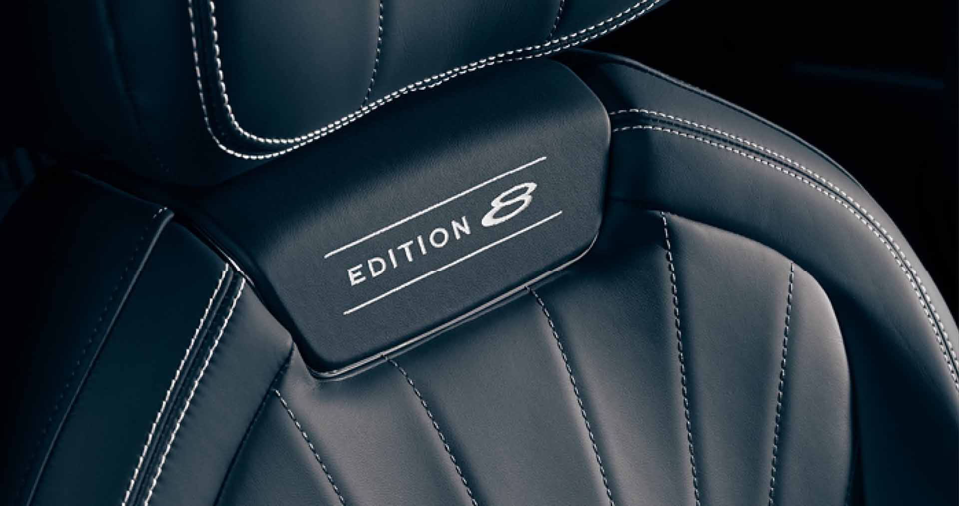 Seats embroidered with the
‘Edition 8’ emblem