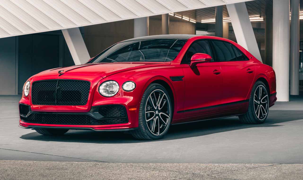 With 542 bhp, the V8 engine propels the Flying Spur Edition 8 from 0 to 60 mph in just 4 seconds.