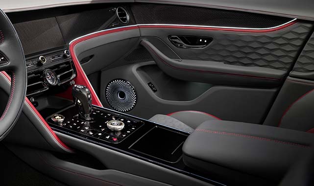 Bentley Flying Spur Speed interior