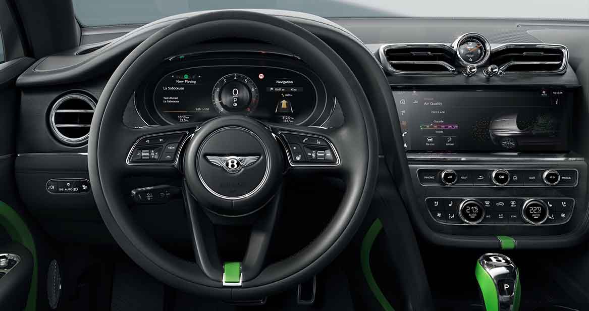 Digital instrument cluster and multifunction steering wheel in the 2026 Bentley Bentayga Speed, highlighting real-time navigation, media, and driving information in a luxury cockpit.